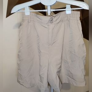 Burlebo mens shorts, khaki, size L, duck lined pockets